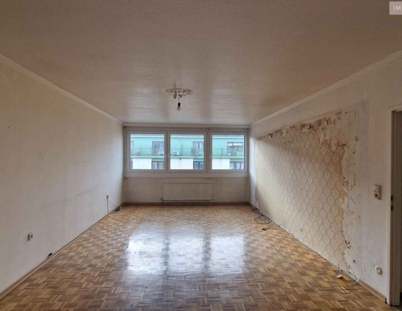 Sanierungsbedürftig + hell + Nähe Schönbrunn + schöner Fernblick + U4 Nähe!!