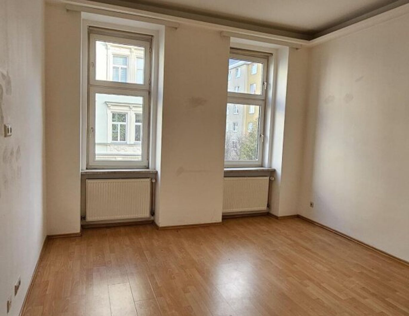 Helle 2 Zimmer Wohnung Nähe U3 Ottakring