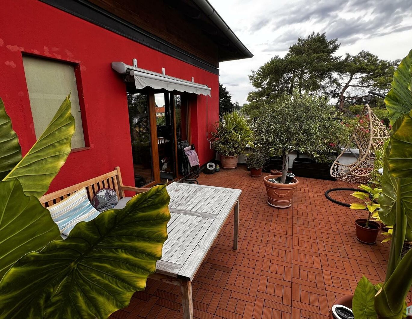 4-Zimmer-Dachgeschoß-Wohnung PLUS Garten im Naturparadies
