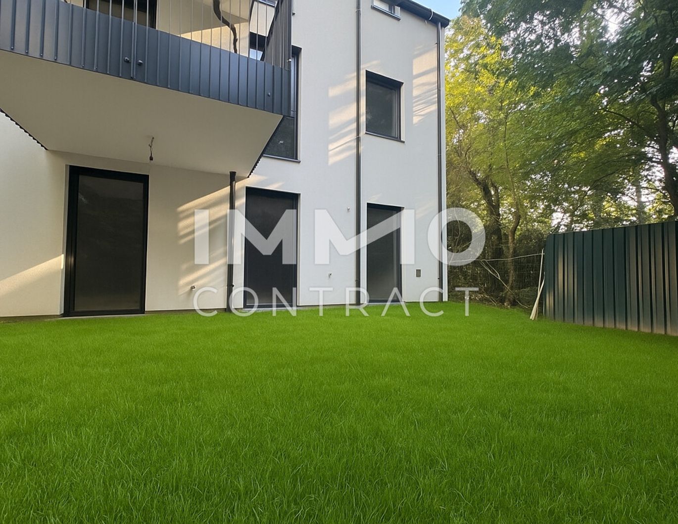 provisionsfreie & elegante 3-Zimmer-Wohnung mit sonniger Terrasse & privatem Garten