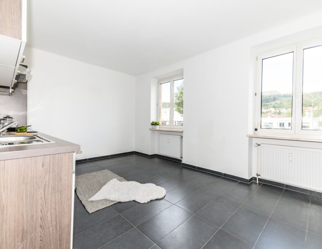 JETZT EINZIEHEN I HELLE RÄUME I ZENTRALE LAGE I STILVOLL SANIERT I DESIGNKÜCHE I WALK-IN DUSCHE I PROJEKT WOHNEN