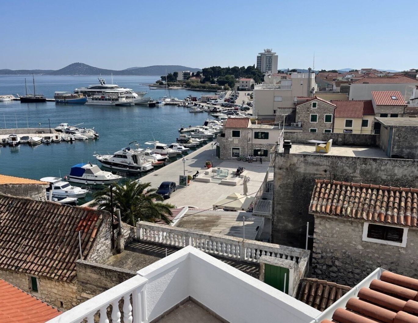 Mehrfamilienhaus im Stadtzentrum