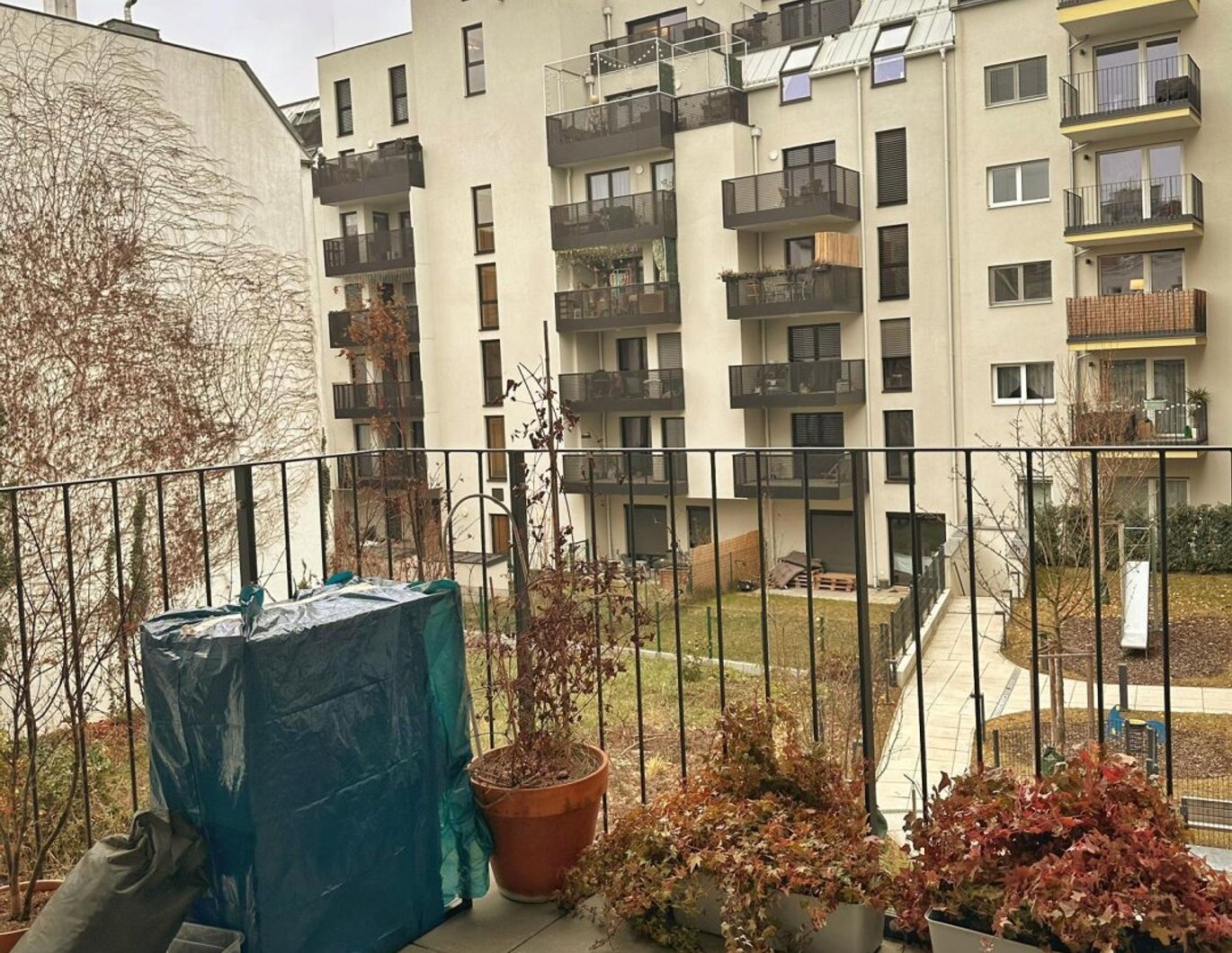 Attraktive 2 Zimmer Wohnung mit Balkon unmittelbar bei der U3 Kendlerstraße