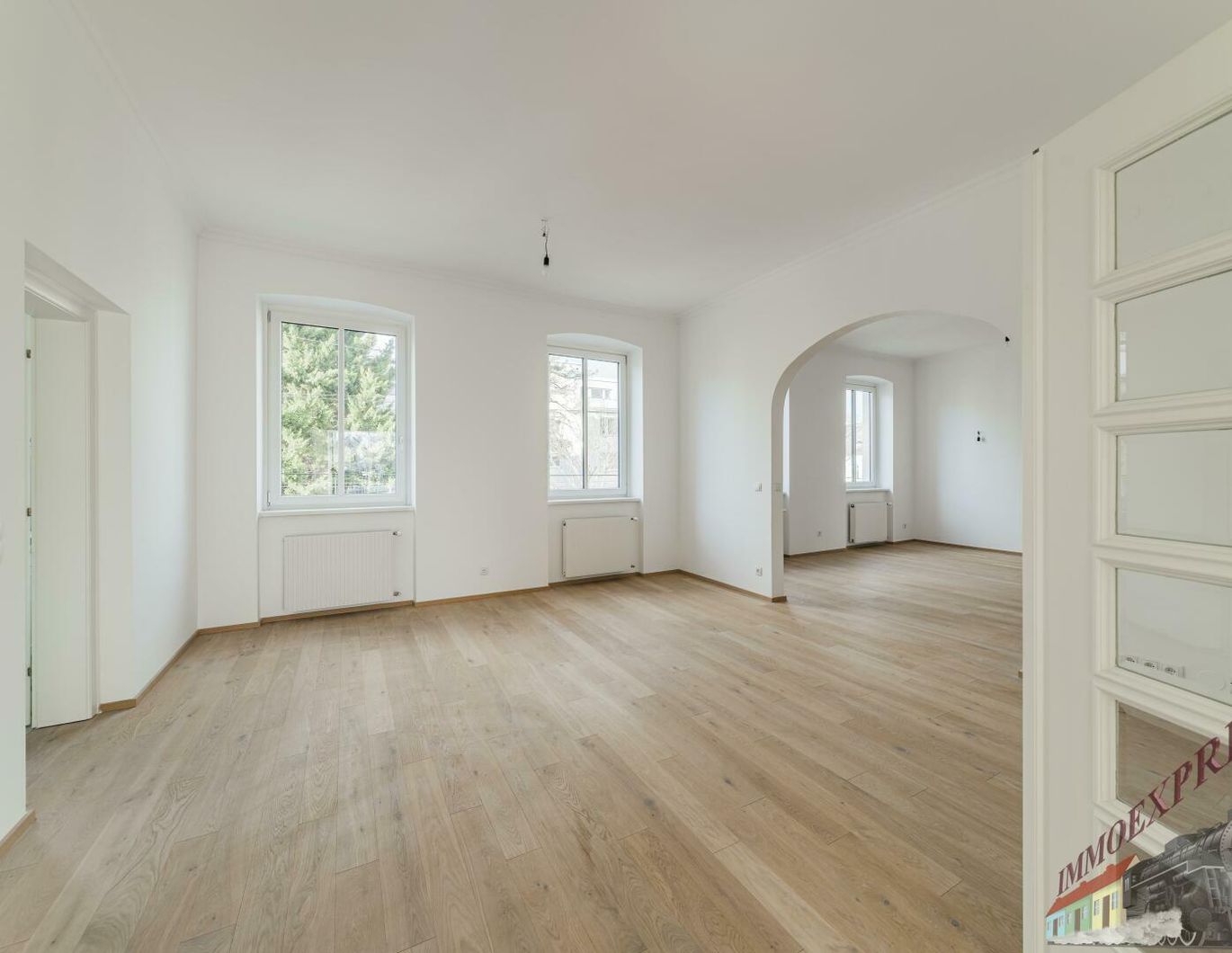Exklusiv und perfekt aufgeteilte Wohnung mit 3 Zimmer + südostseitige Loggia in zentraler Lage, Speisinger Straße