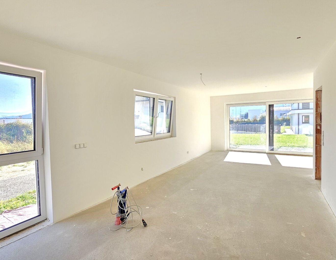 AKTIONSPREIS! - NUR JETZT!! Wohnglück in Spittal - Erstbezug - Modernes Haus mit ca. 114 m², 4 Zimmern uvm. - Schlüsselfertig.
