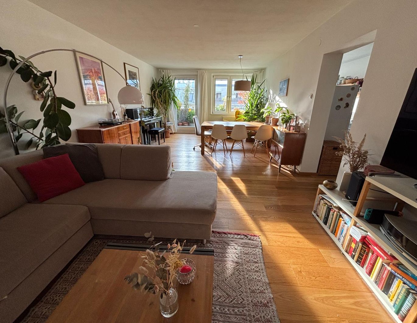 Südwestterrassen-Wohnung (Innenhoflage) im Herzen von Mariahilf