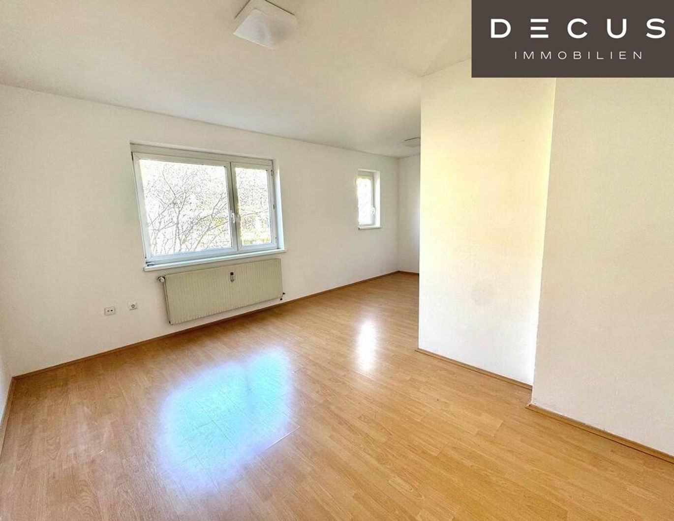 | HELLES & SONNIGES 1-ZIMMER-APARTMENT | 2. OBERGESCHOSSS | IHR NEUES ZUHAUSE | IM GRÜNEN UND DOCH IN DER STADT