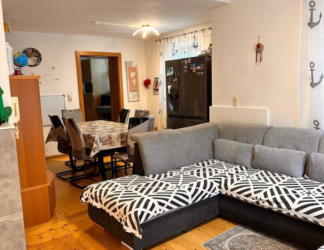 Ein oder Zweifamilienhaus - viel Platz für die ganze Familie     ️