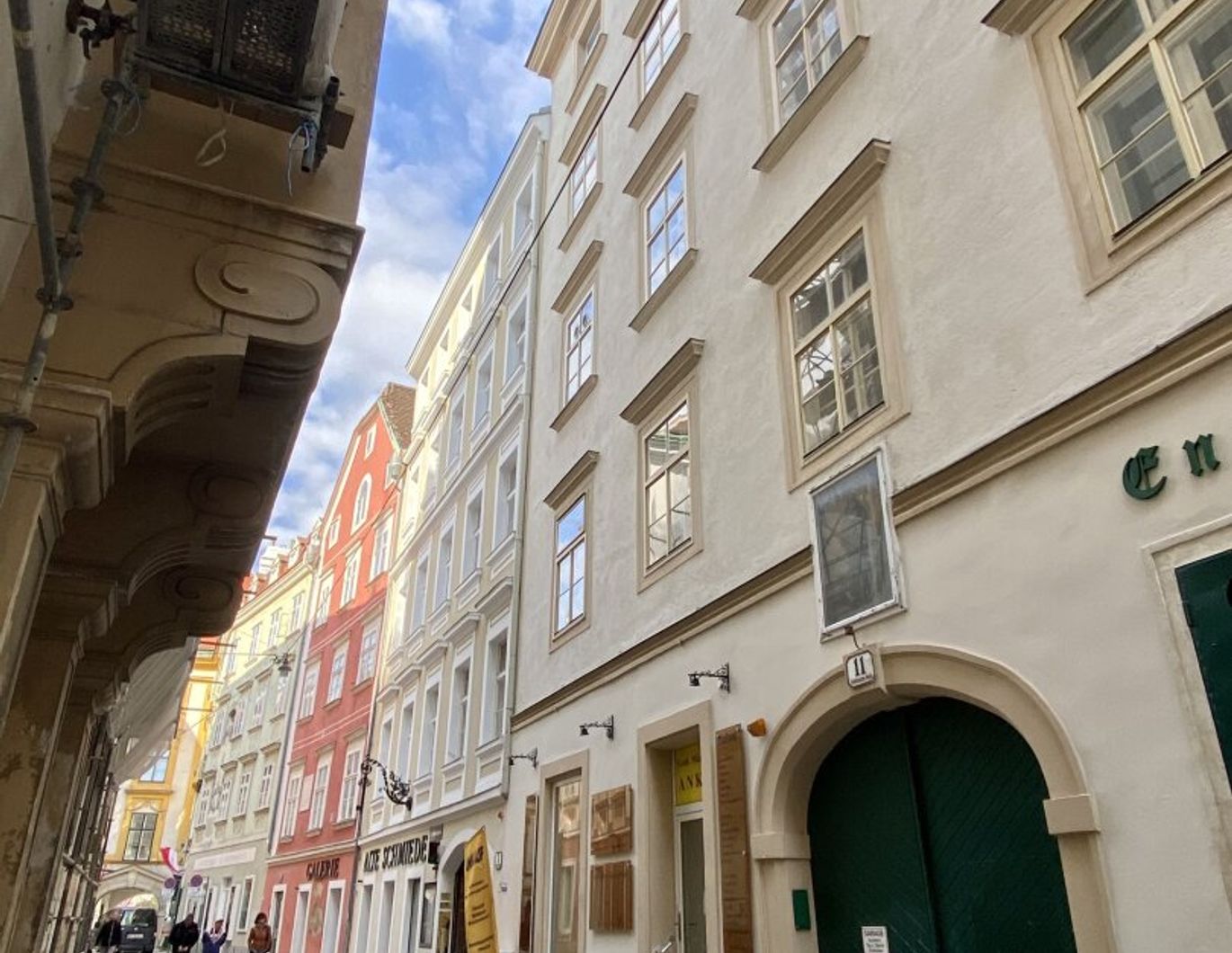 TOWNHOUSE IM HISTORISCHEN HERZEN WIENS /// ZWEI SEPARAT BEGEHBARE EINHEITEN