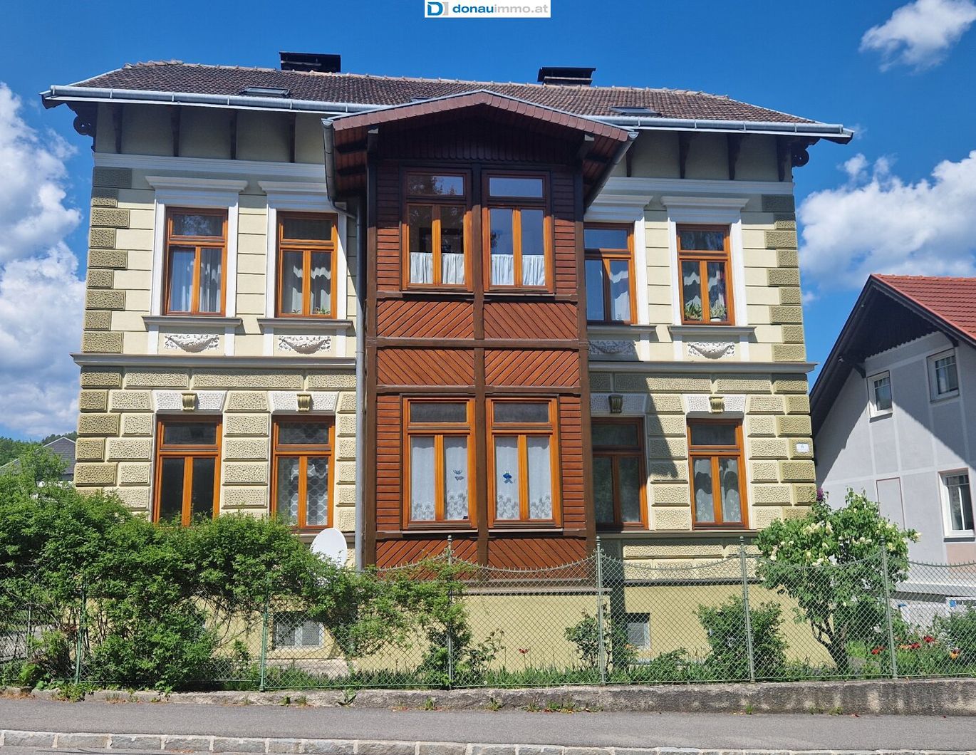 Geräumiges 9-Zimmer-Bürgerhaus in Aspang-Markt - Ihr Traumobjekt für 368.000 €!