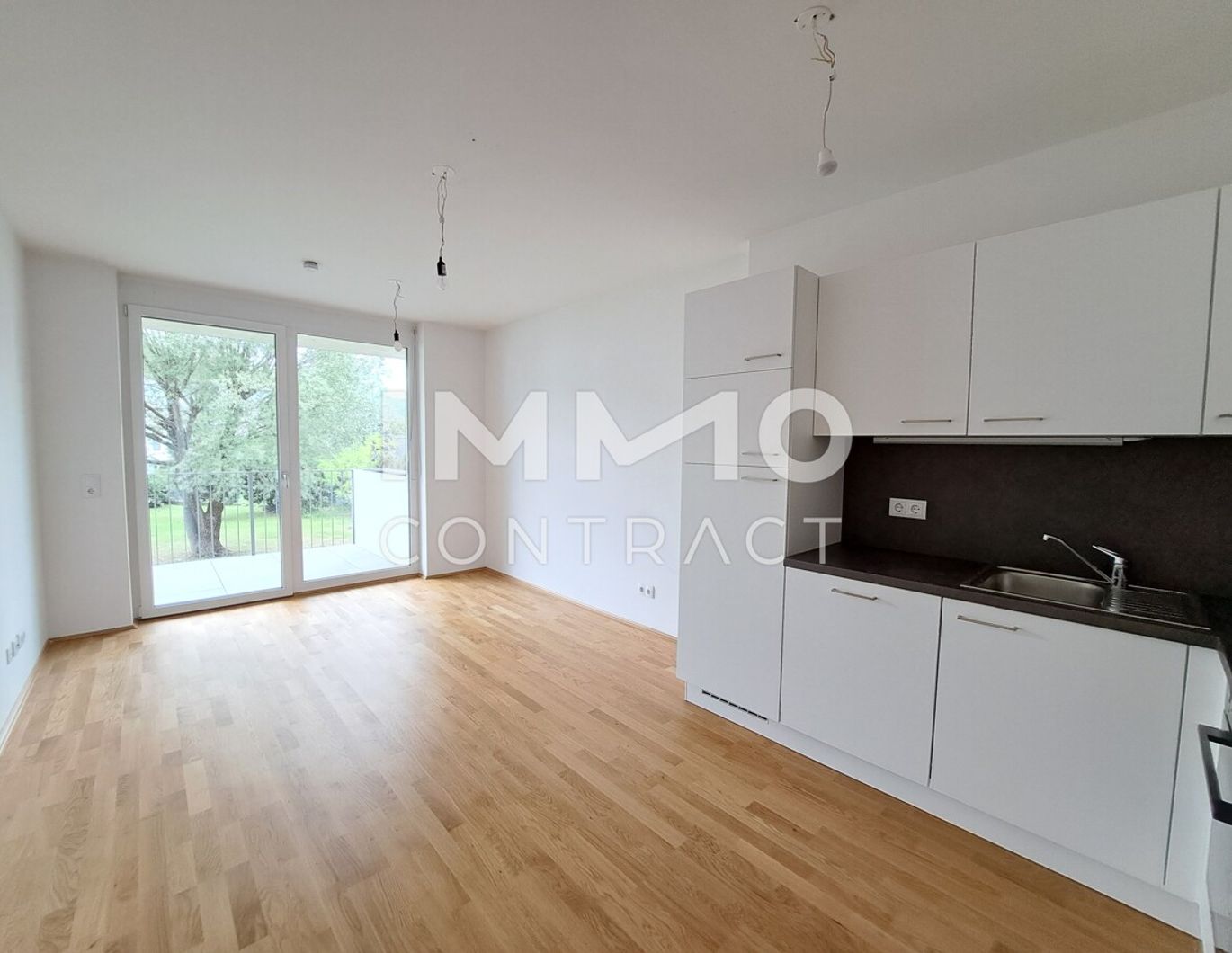 SINGLE-HIT: 2 Zimmer Wohnung mit Balkon - Harter Straße 96 - Top 019