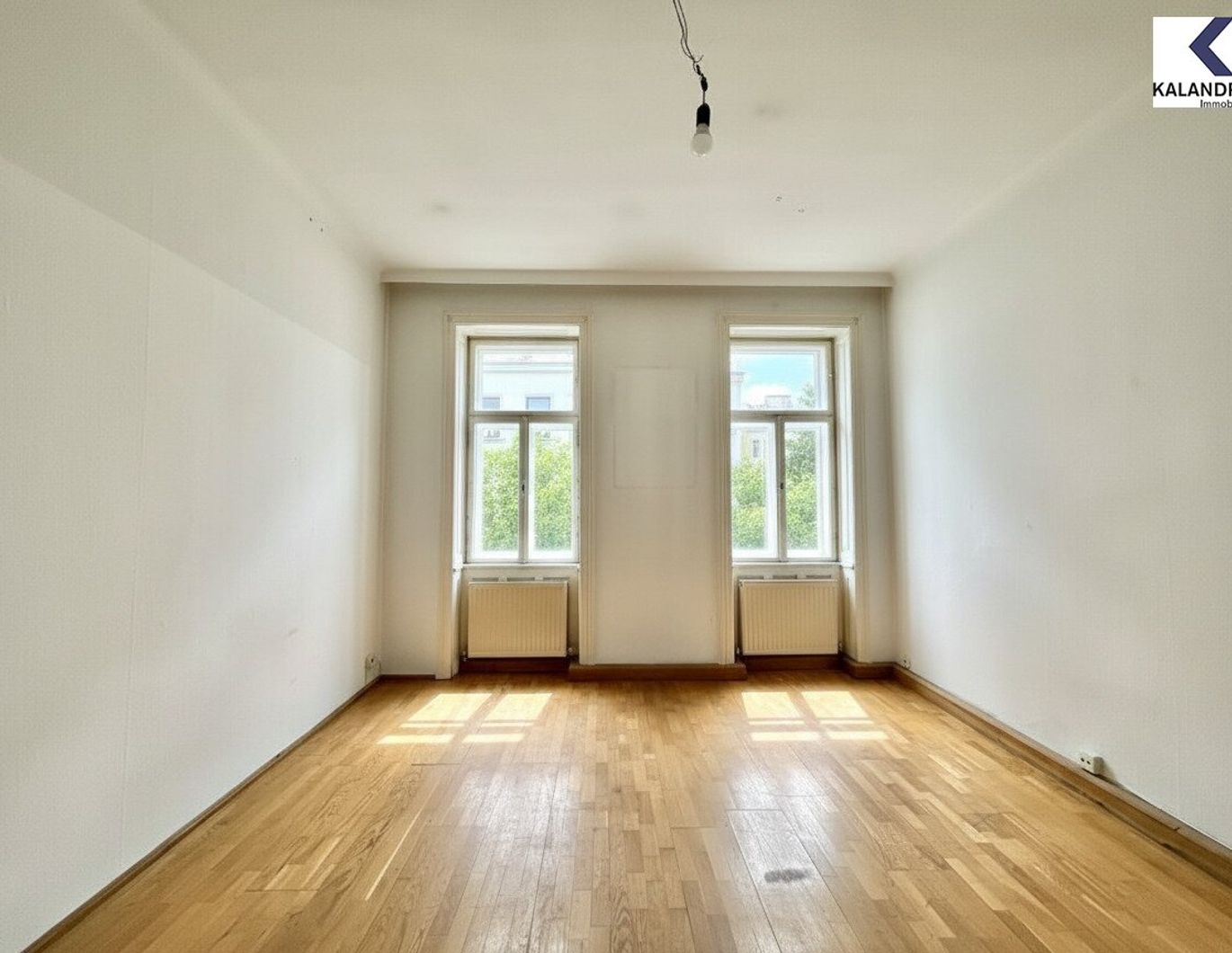 360 TOUR // KLASSISCHE ALTBAUWOHNUNG