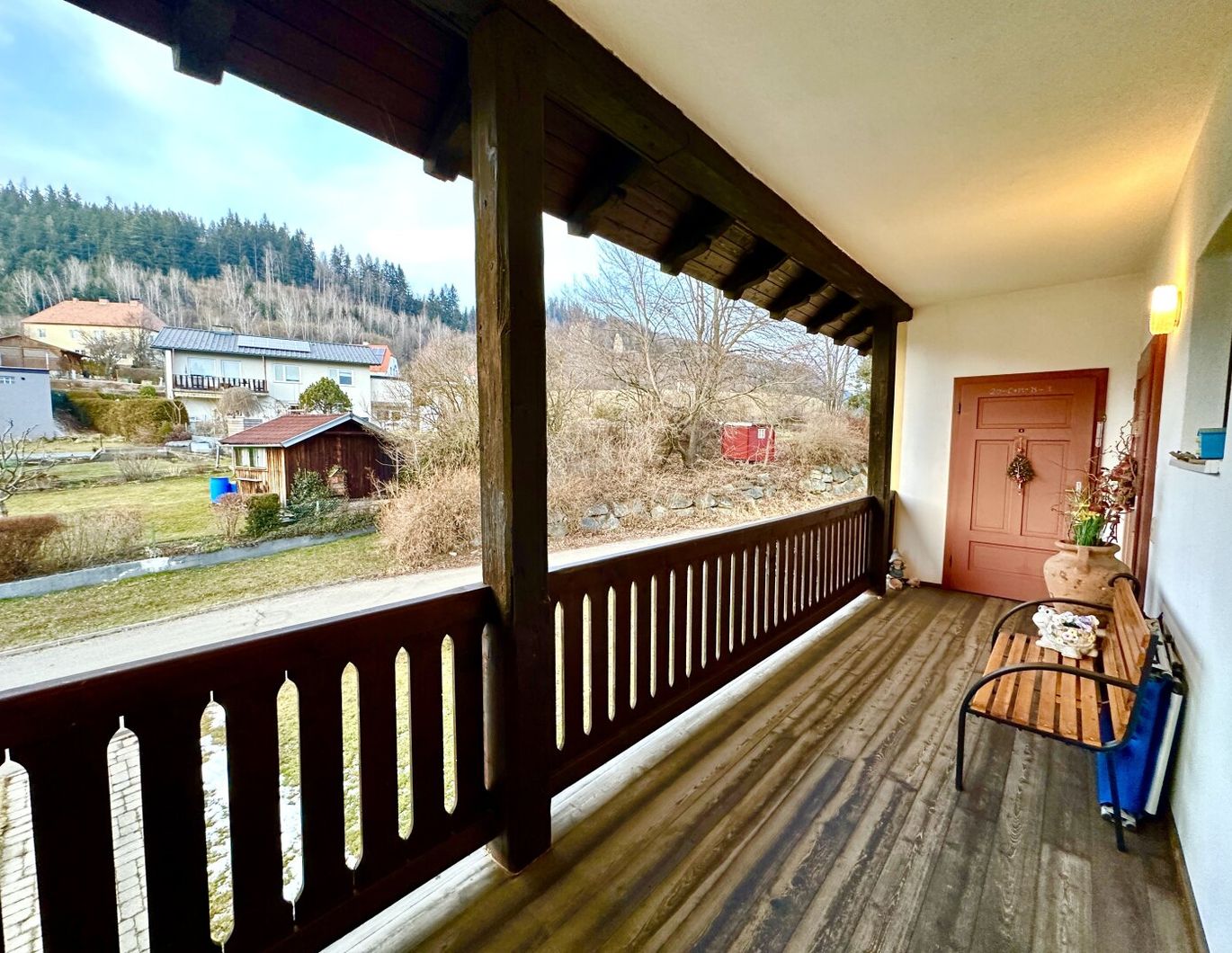 Charmante 3-Zimmer-Dachgeschoßwohnung in Fohnsdorf - Balkon & Stellplatz inklusive!