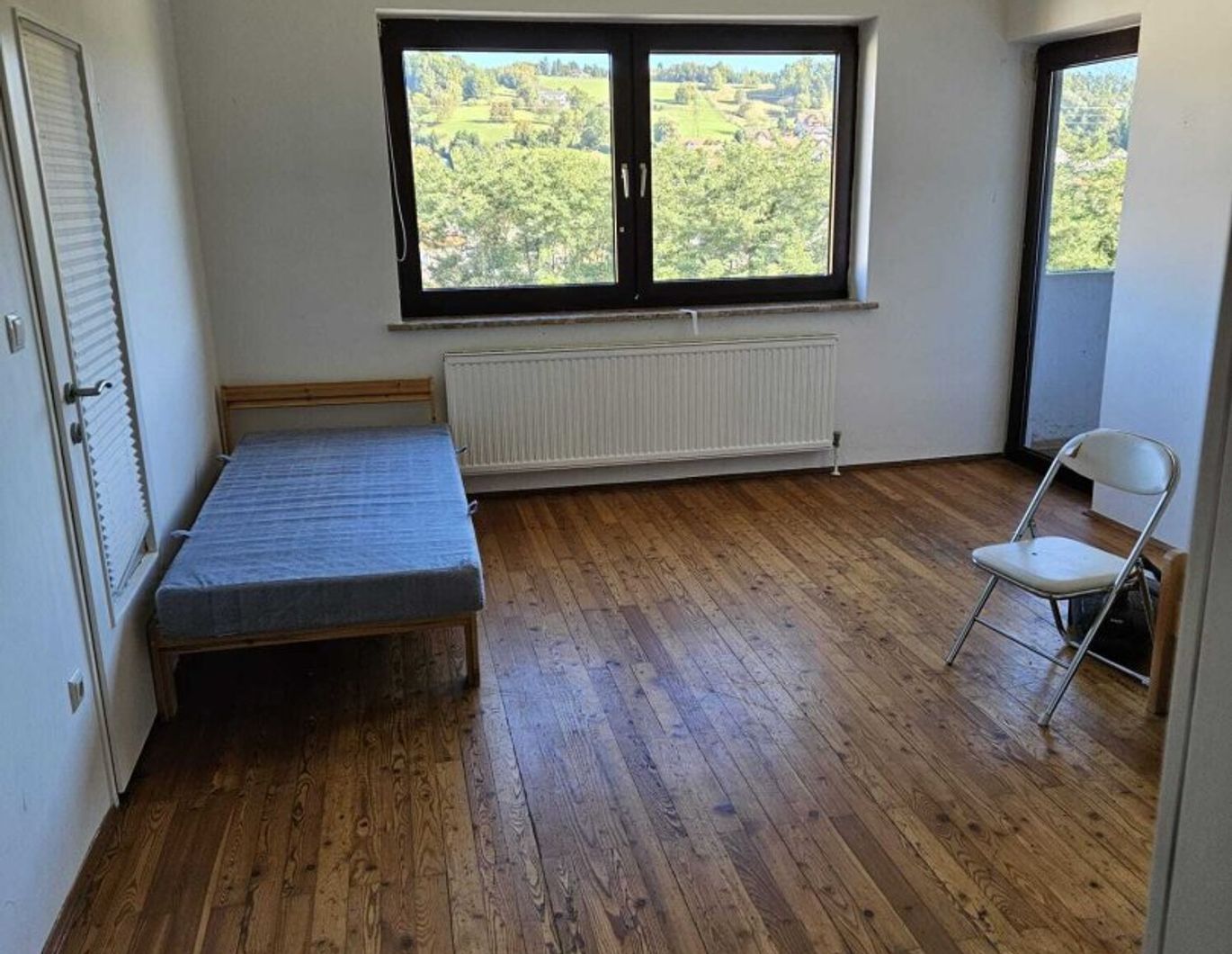 Schöne 3 Zimmer Wohnung mit Wohnküche und Balkon