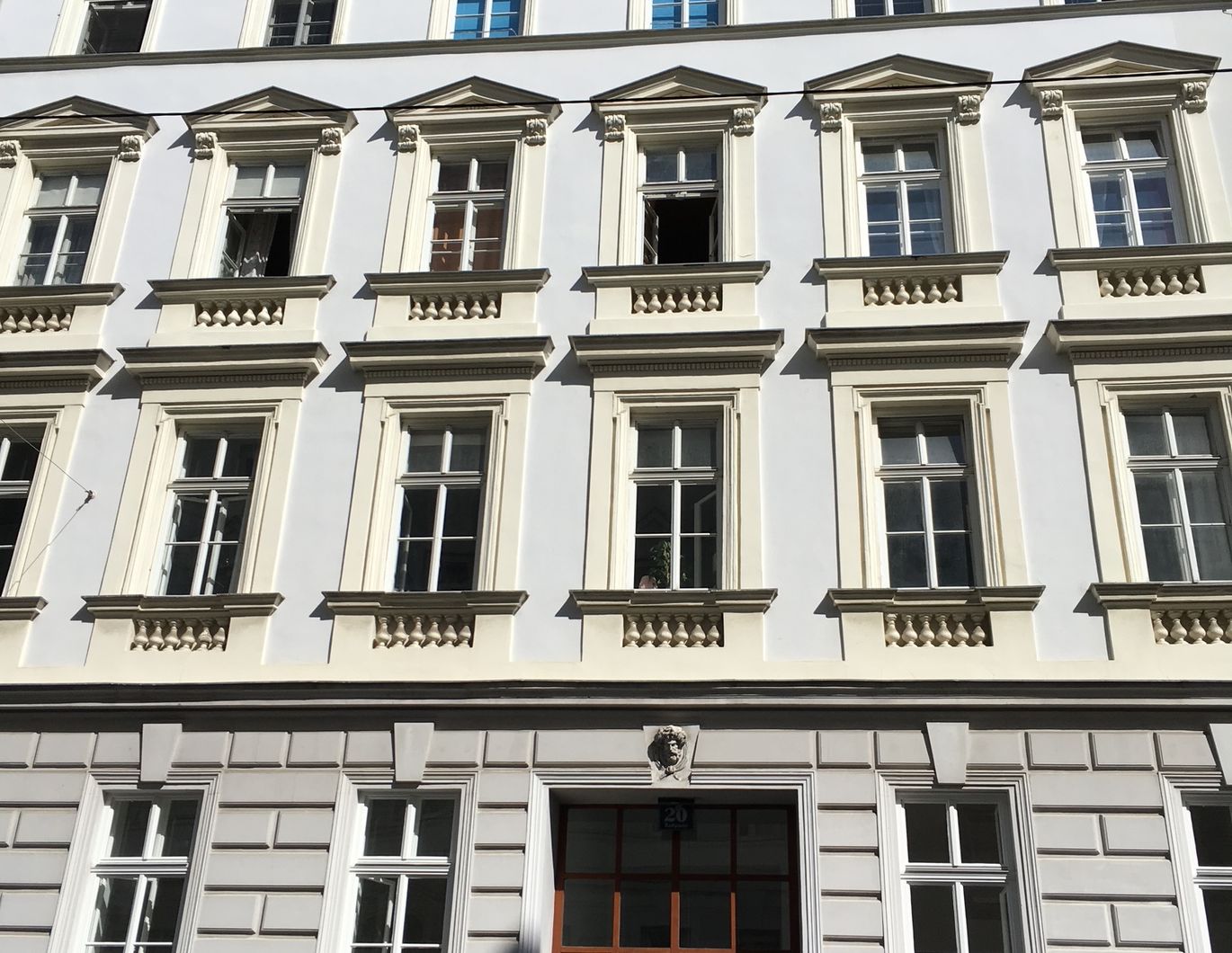 Privatverkauf einer Altbauwohnung im 9. Bezirk Wien