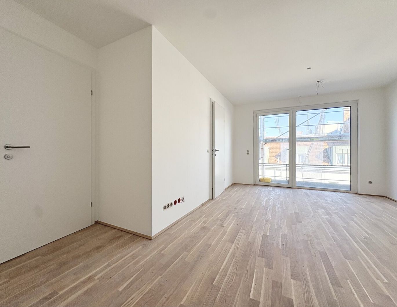 Moderne 2 Zi Wohnung mit Aussenfläche im Erstbezug - BEZIEHBAR AB MAI