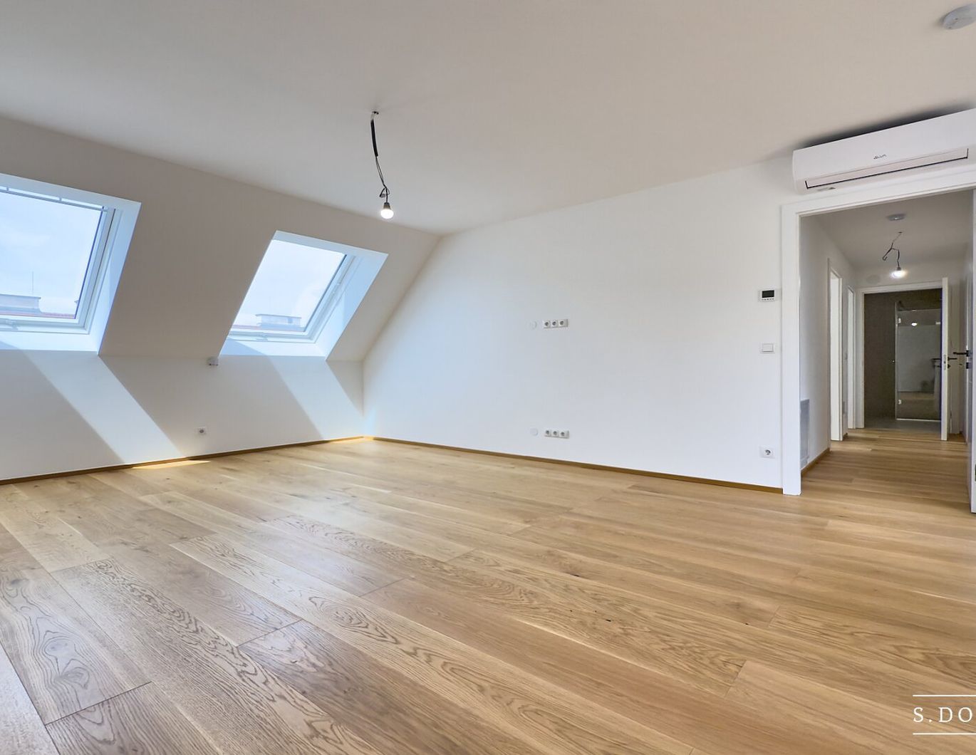 NEU! ++ NÄHE SCHÖNBRUNN ++ EXKLUSIVER DACHAUSBAU IM GRÜNDERZEITHAUS ++ BEZUGSFERTIGES EIGENTUM IN TOPLAGE - 1120 WIEN ++