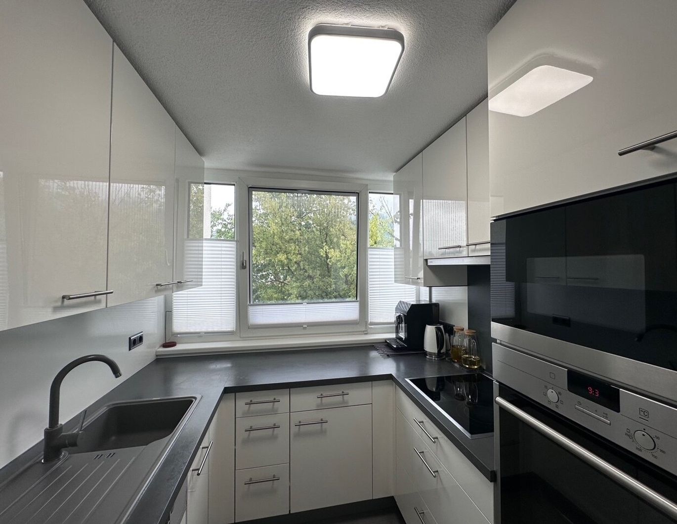 Schwaz: Einziehen, wohlfühlen, bleiben - 3,5 Zimmer mit 2 Loggien