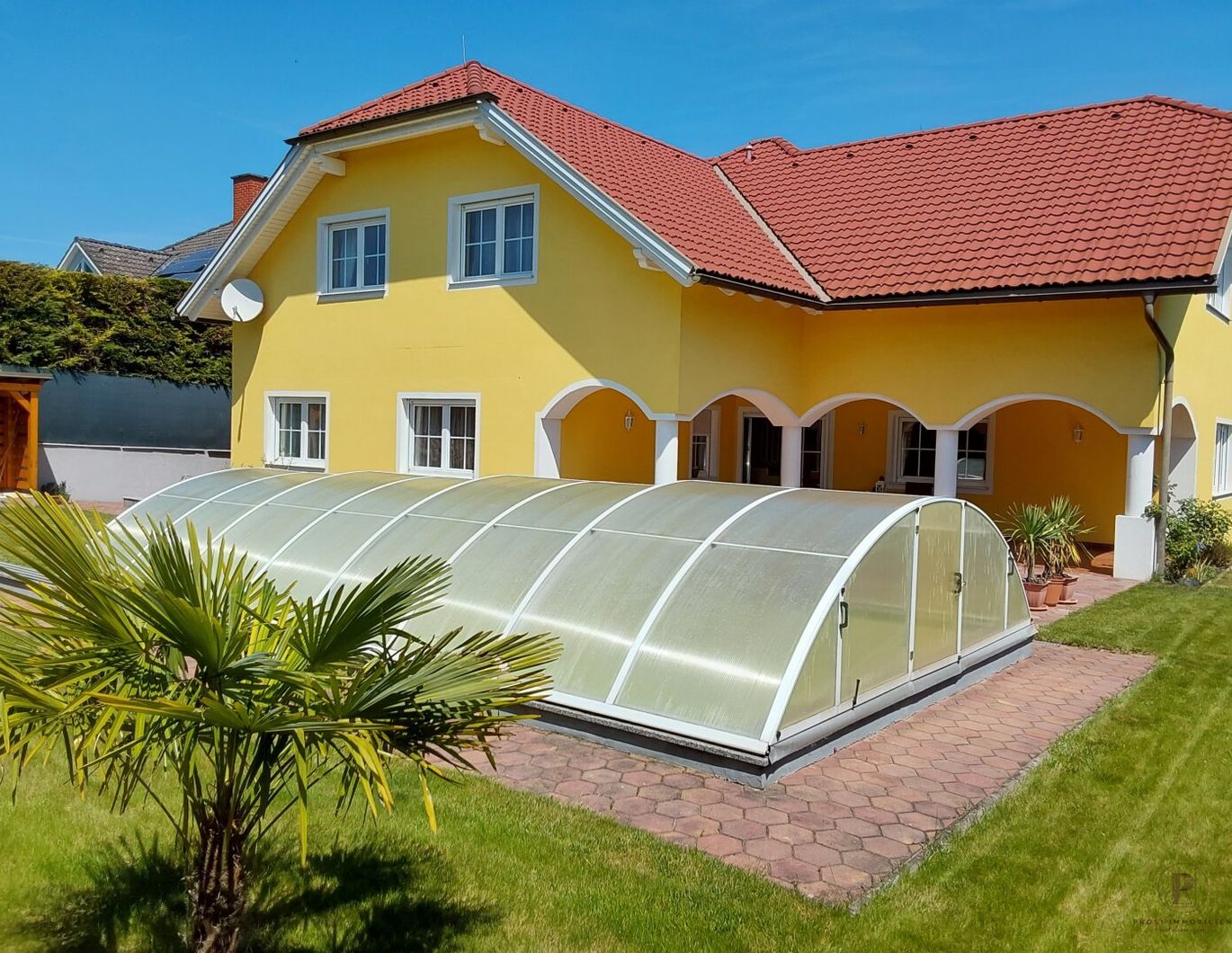 *Luxuriöses Haus in Bad Deutsch-Altenburg / Niederösterreich - Ihr neues Zuhause mit Pool und Garage*
