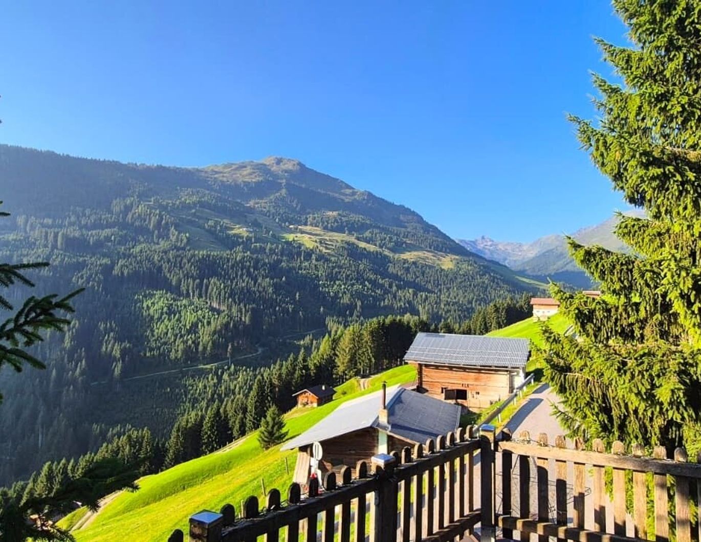 ACHTUNG: Idyllisches Ferienhaus in absoluter Alleinlage in Hochfügen