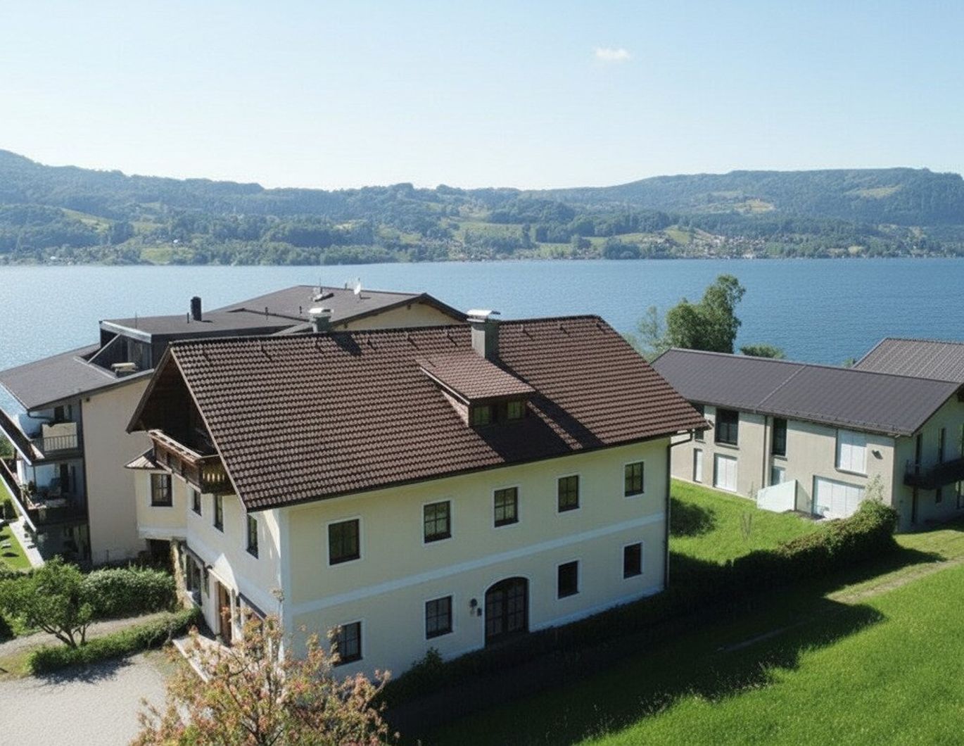 Ferienwohnsitz - Rarität am Attersee!!! Einzigartiges Wohnen in traumhafter Lage