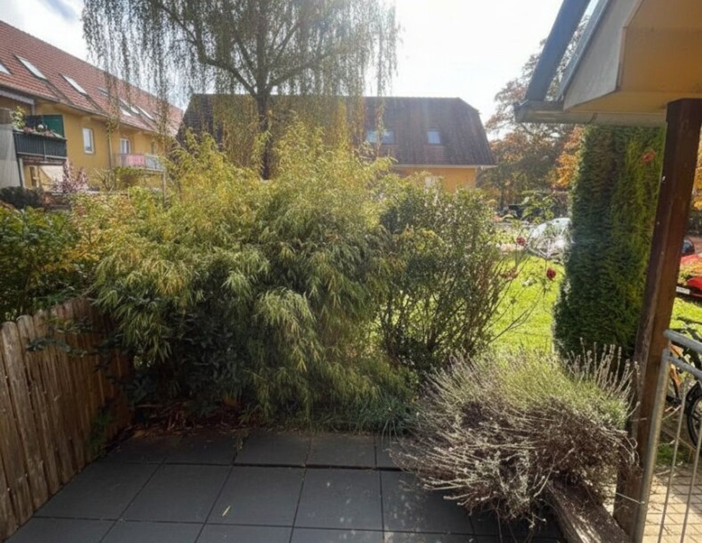 Jung Modern außergewöhnlich! Herrliche Maisonettewohnung mit Parkplatz, im Bezirk St. Peter zu mieten.