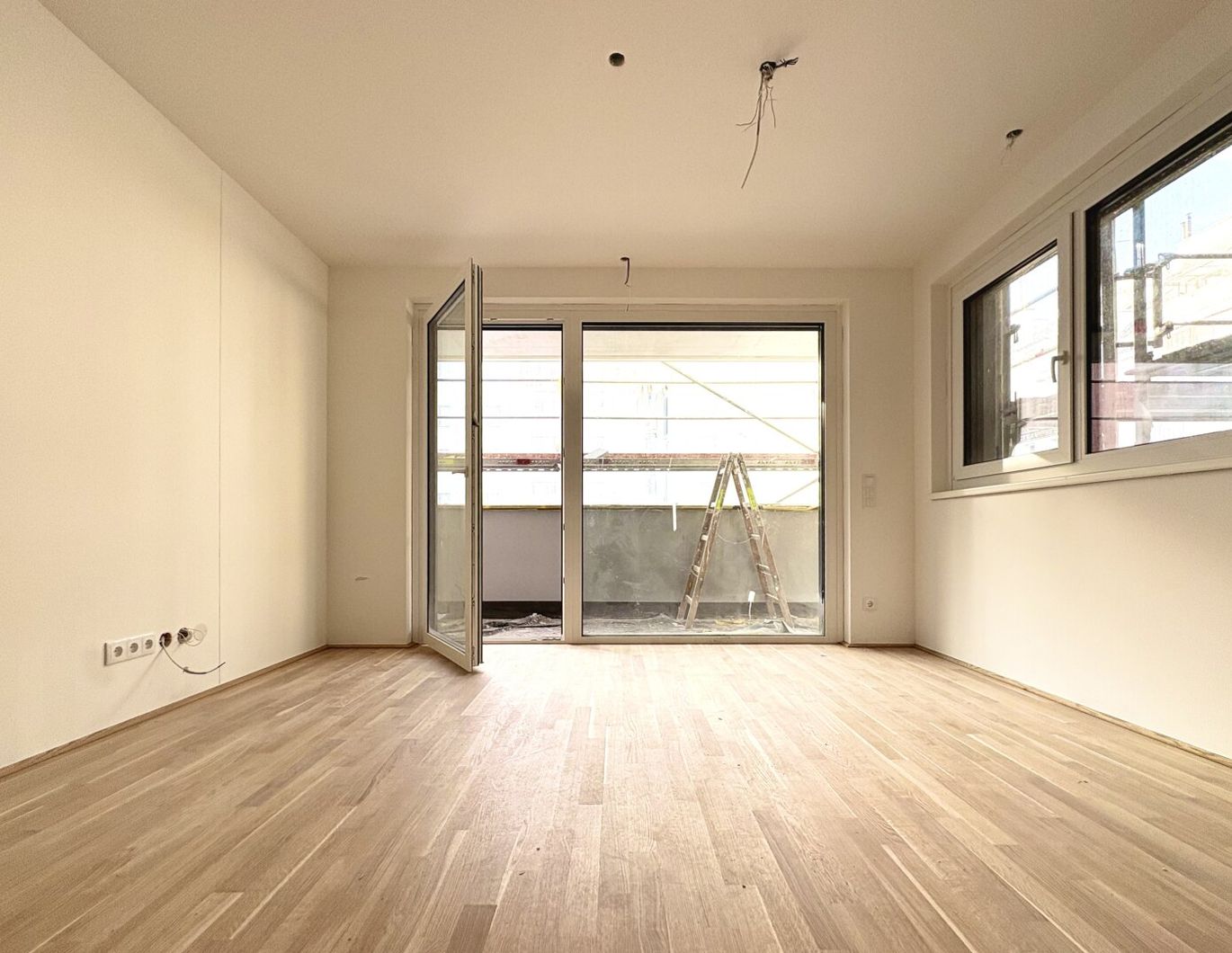 Ideal 2 Zi Wohnung mit Balkon - Beziehbar ab Mai