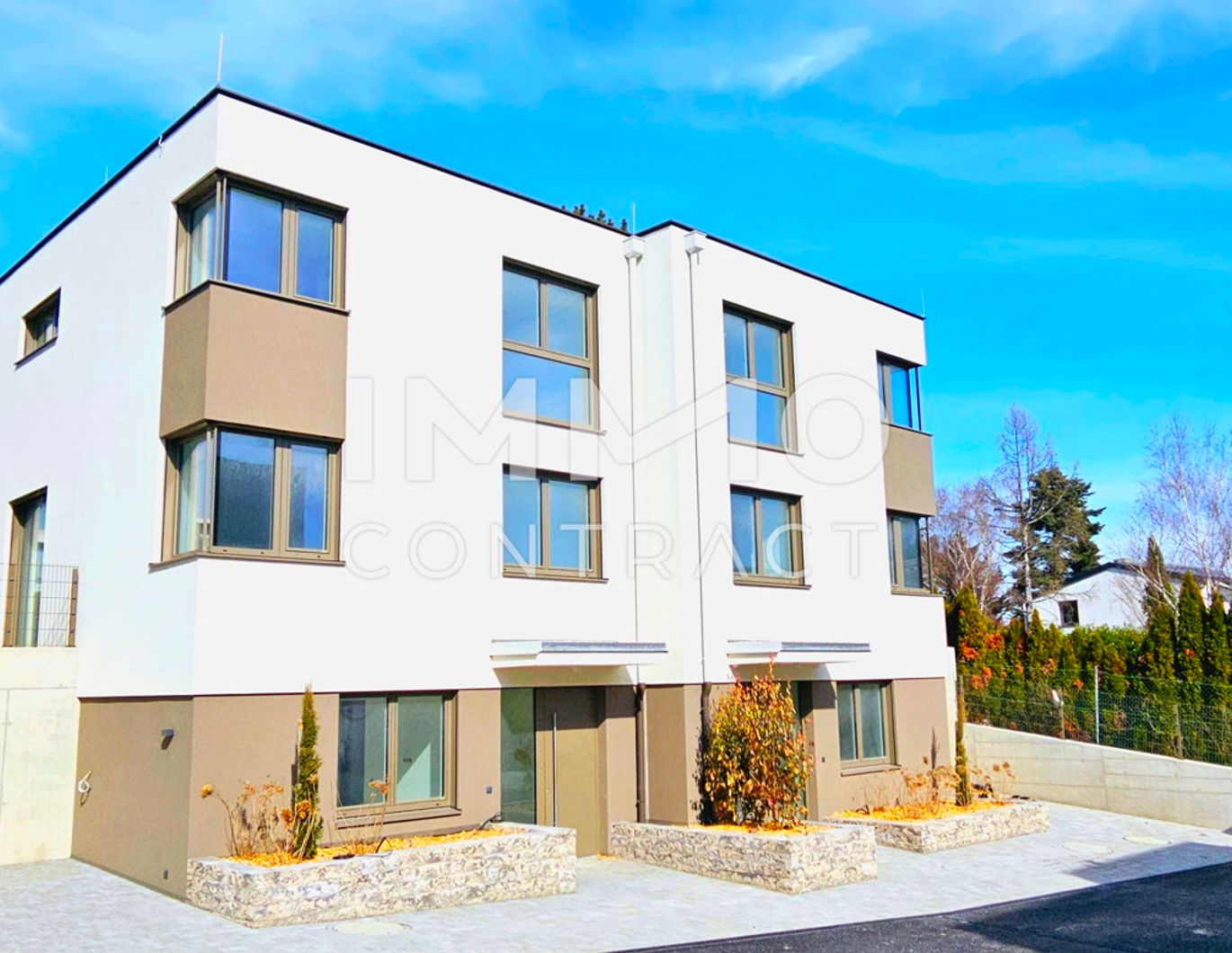 Exklusives Doppelhaus mit luxuriöser Top-Ausstattung - Ihr elegantes Traumdomizil!