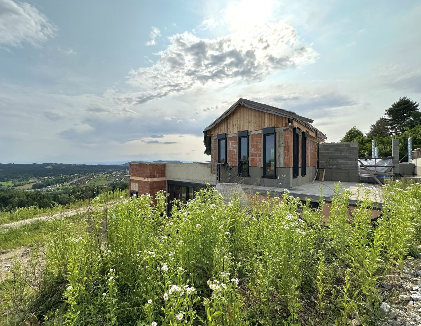 Architektonisches Juwel mit Panoramafernblick!