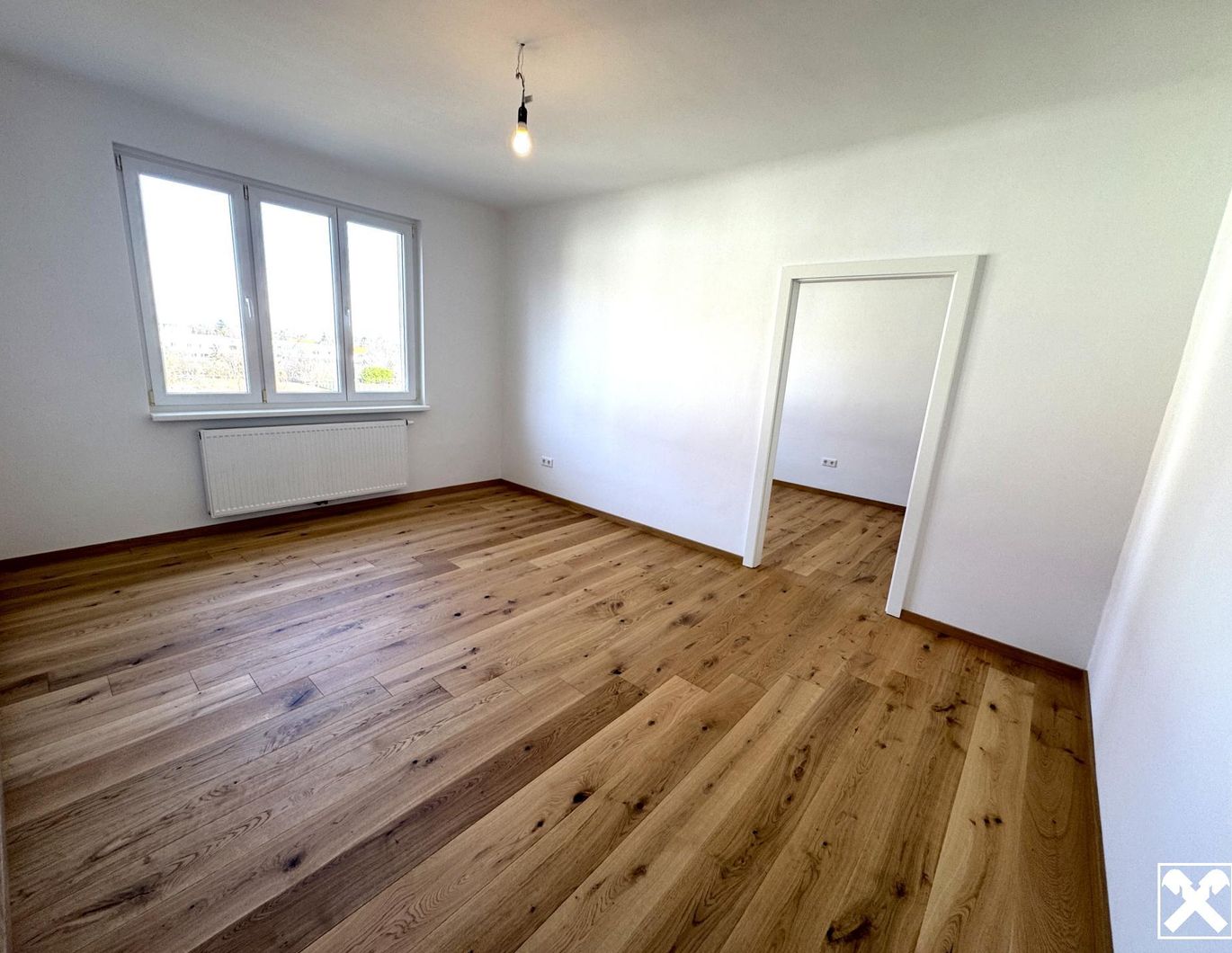 Provisionsfrei für den Käufer! Kernsanierte Starter/Pärchen Wohnung!