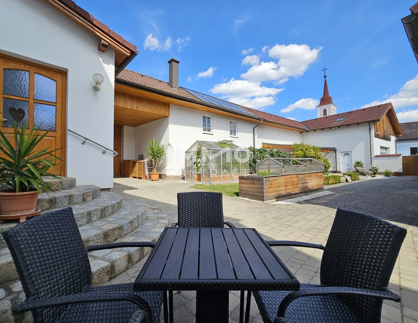 Großzügiges Haus in Hausbach bei Schwarzenau mit vielfachen Nutzungsmöglichkeiten