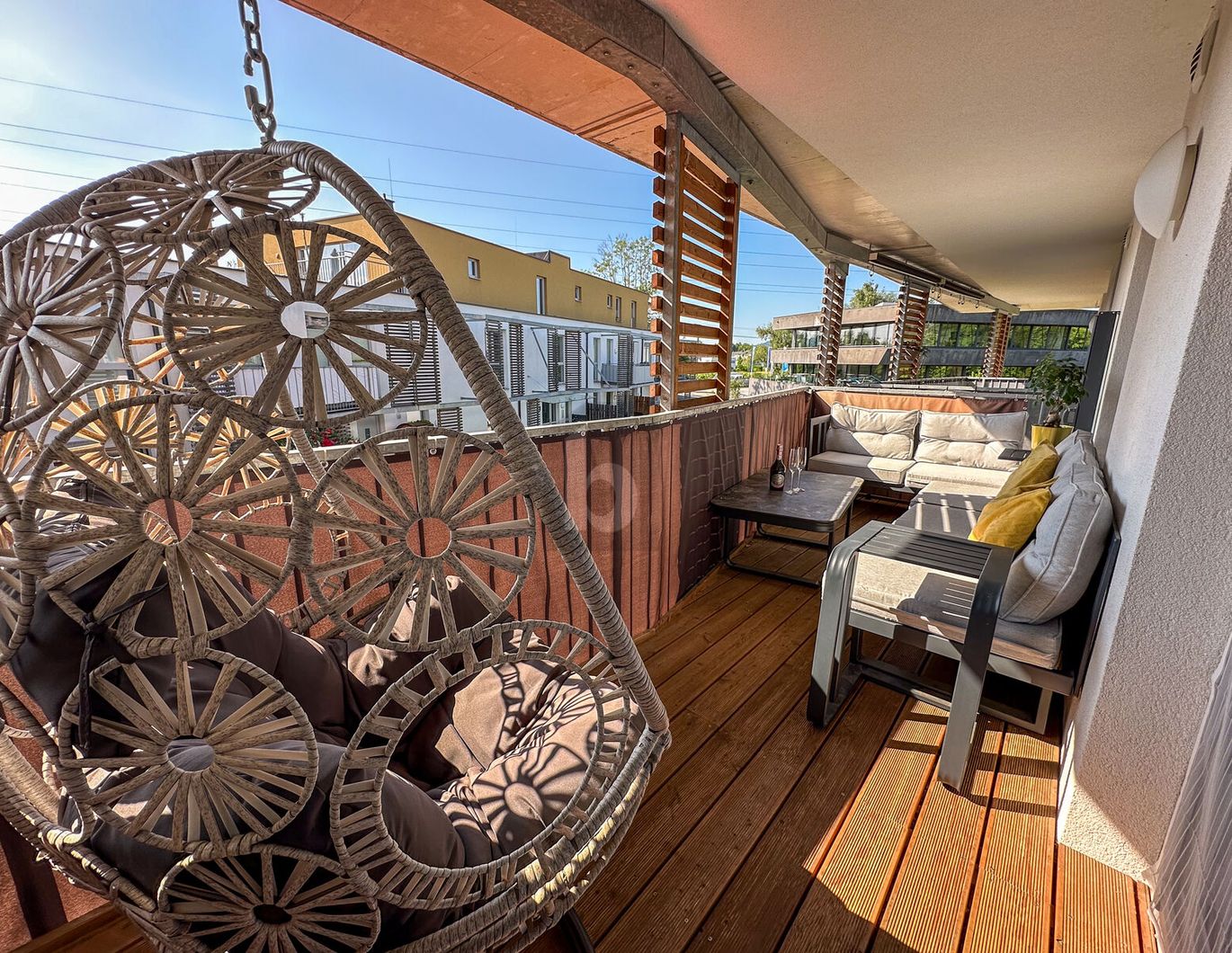 SUPER ZUSTAND IN RUHIGER LAGE MIT BALKON