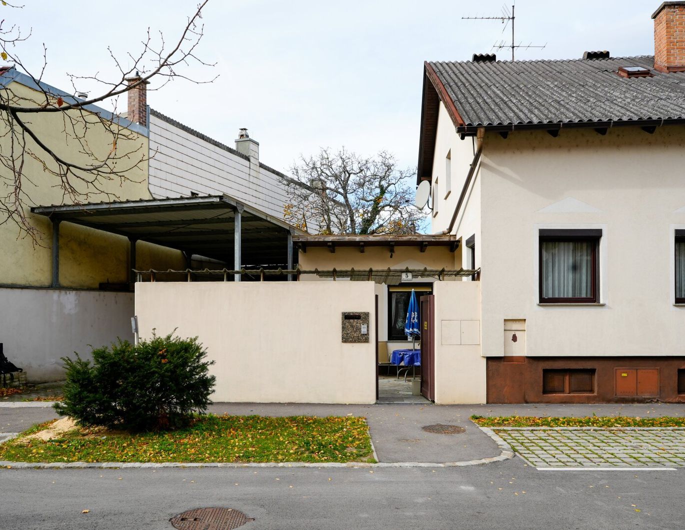 Einfamilienhaus mit viel Potenzial in ruhiger Lage von Pfaffstätten