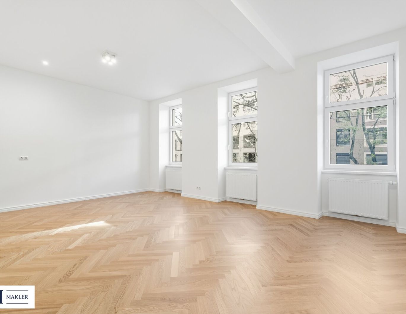 Elegante 3-Zimmer-Altbauwohnung im 14. Bezirk mit großzügigem Balkon