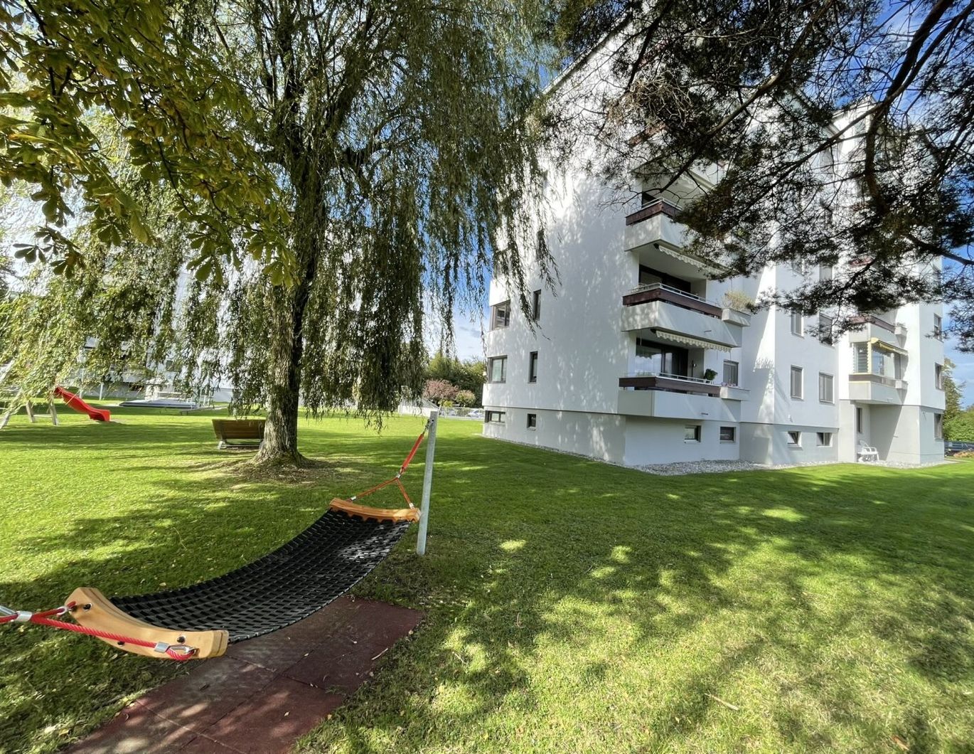 Wohnen über den Dächern von Hard - Stilvolle 4,5-Zimmer-Dachgeschosswohnung mit Weitblick
