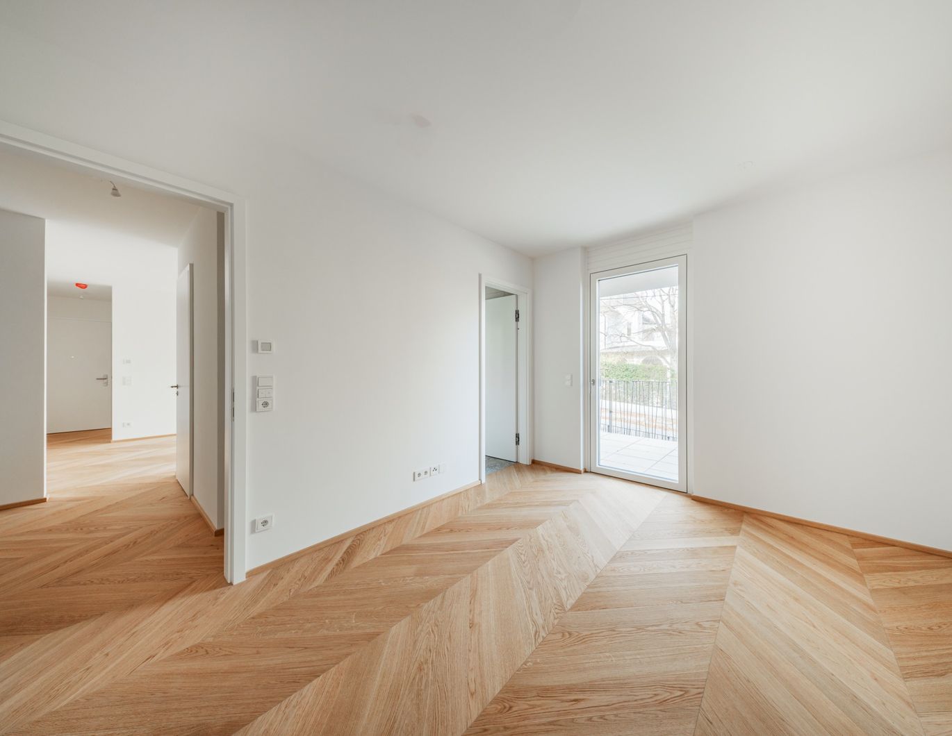 Stock im Weg - Grünes Wohnglück: 2-Zimmer mit Balkon & Fitnessstudio