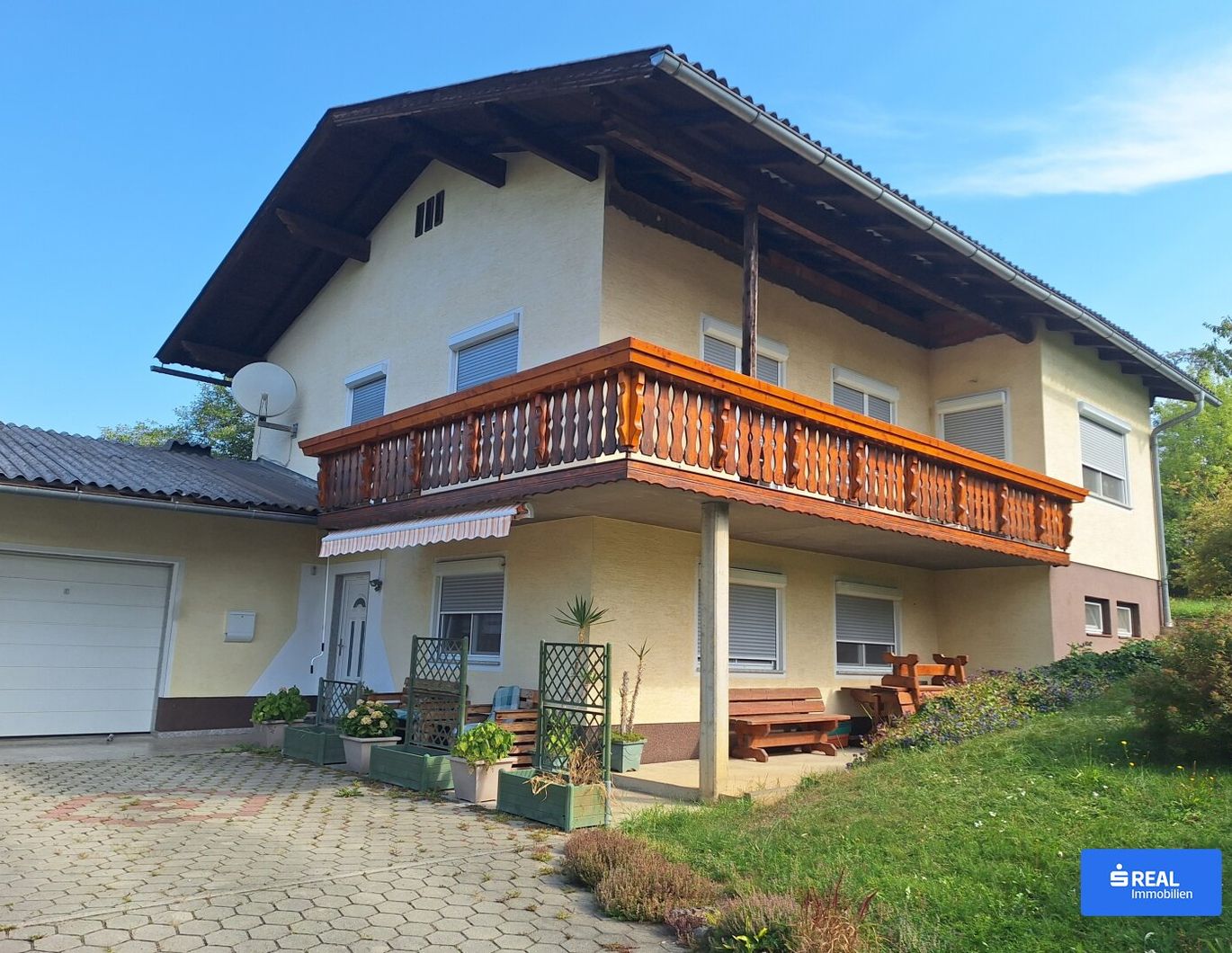 Gepflegtes Wohnhaus in ländlicher Umgebung und doch stadtnah
