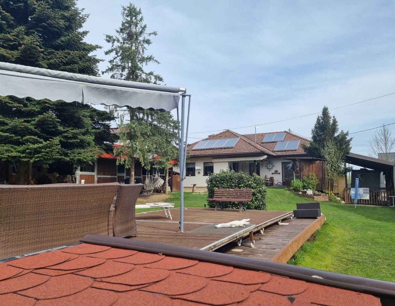 Einzigartiger Bungalow mit zeitlosem Charme, Pferdestall, Swimmingpool und vielseitig nutzbarem Keller in ruhiger Lage nahe Kematen an der Krems!