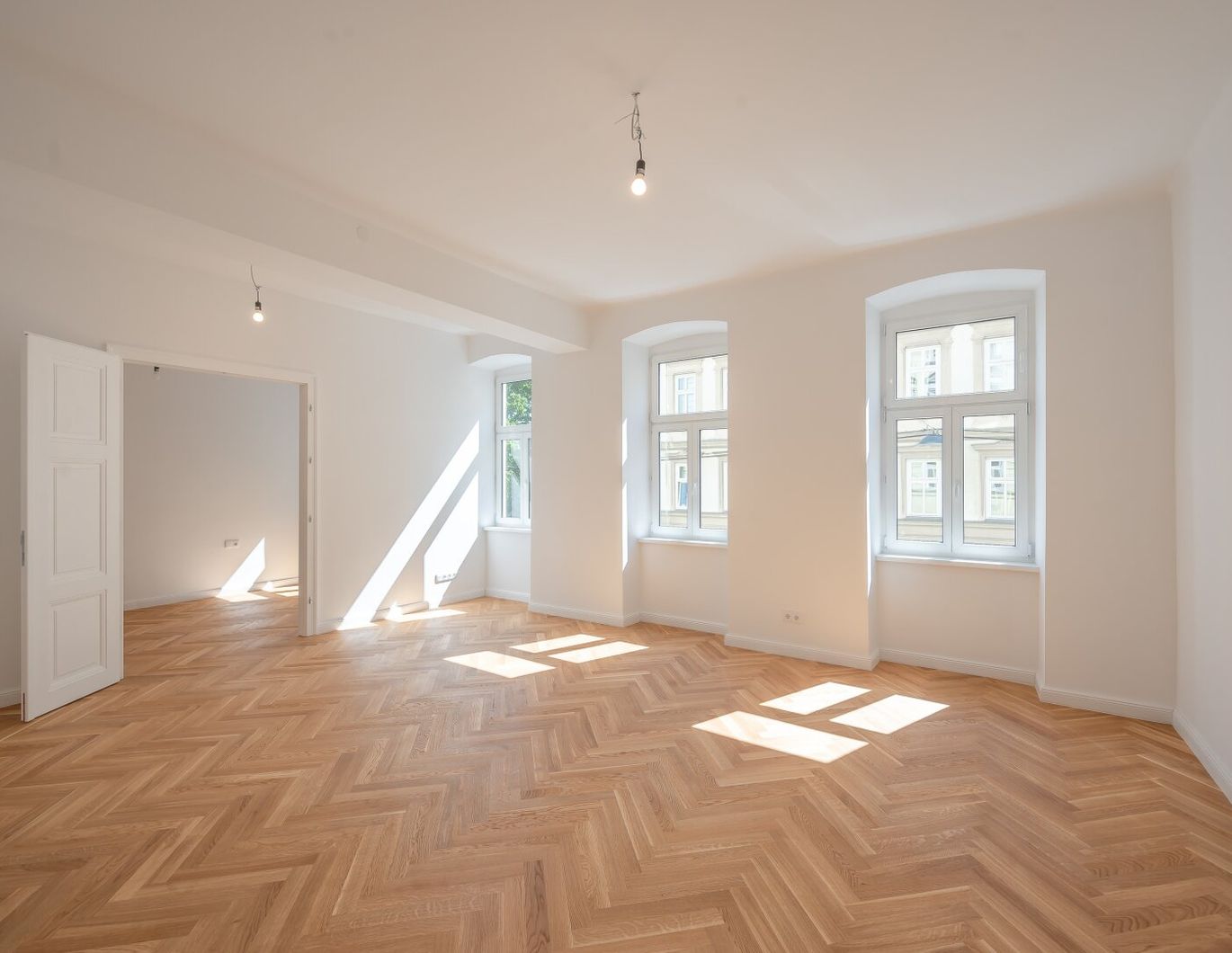++NEU++ Generalsanierte Stilvolle 3-Zimmer Altbauwohnung - Erstbezug in 1070!