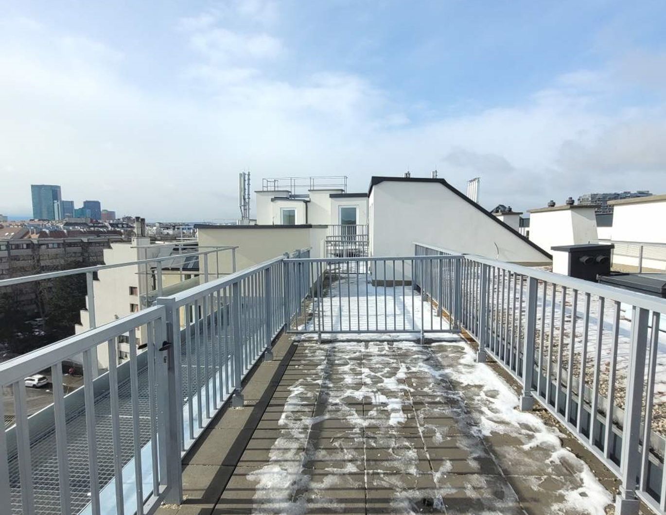 Modernes Wohnen über den Dächern von Favoriten