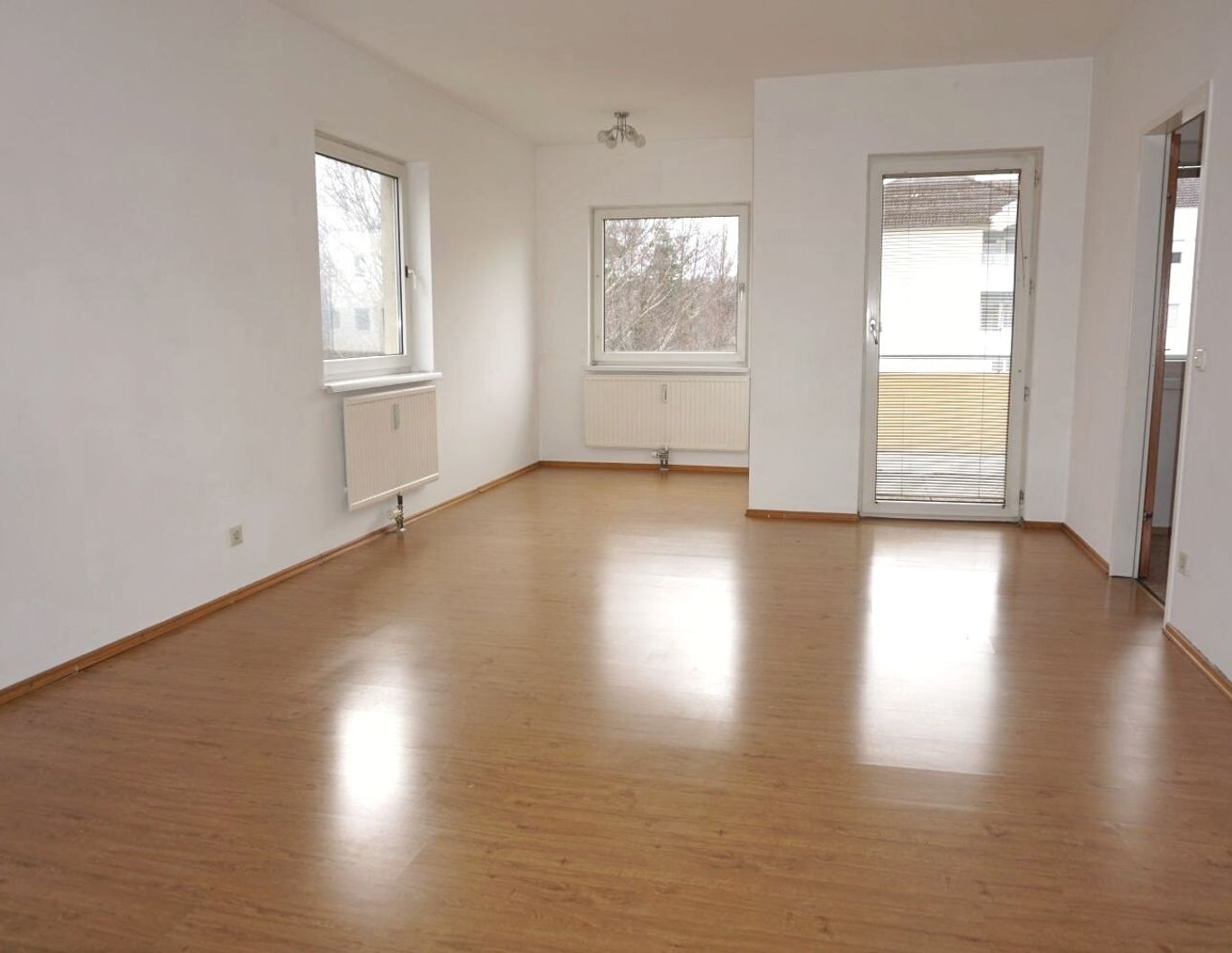Große 4-Zimmer Wohnung in WELLA Straße 4a Luftenberg TOP 32
