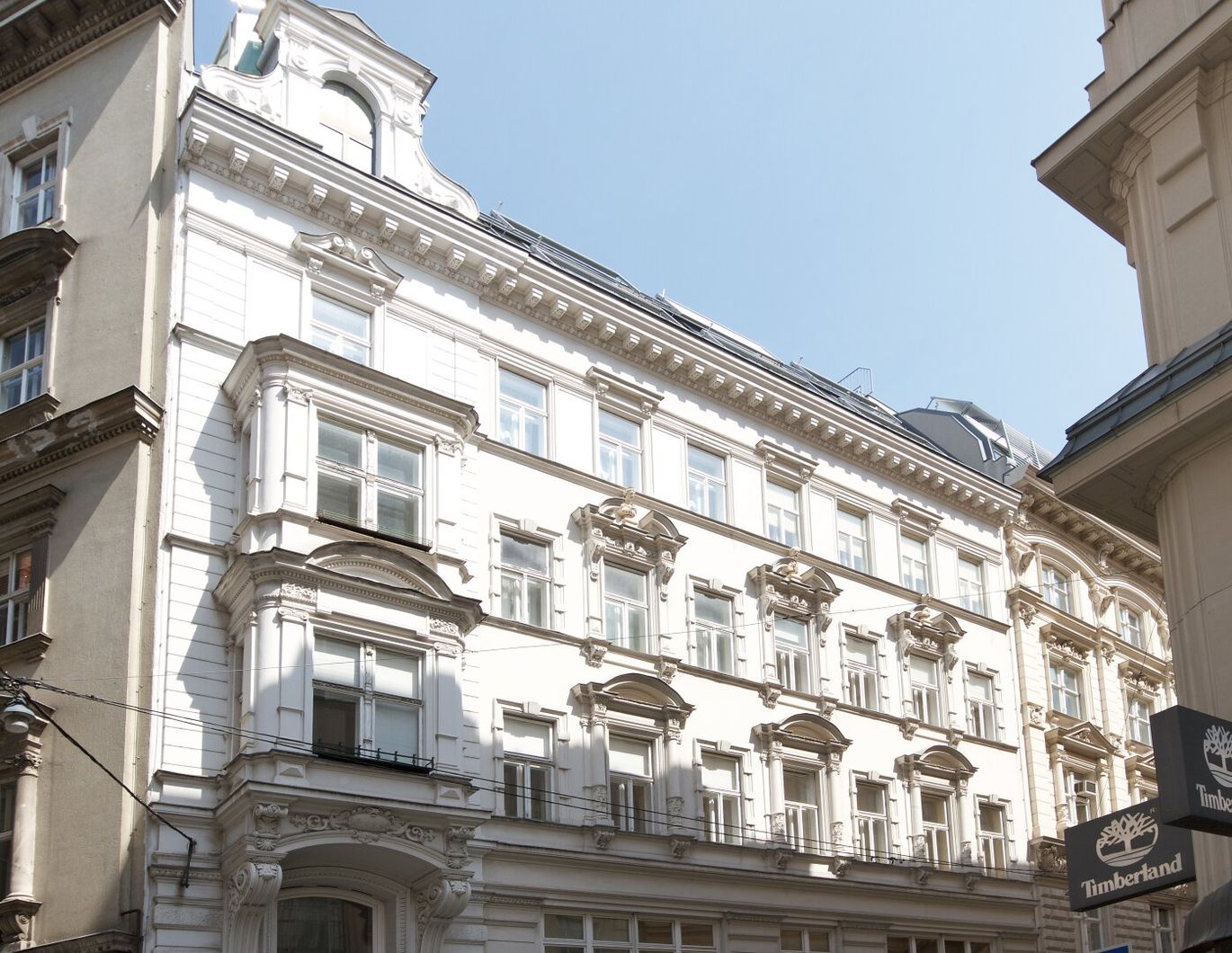 Top-Lage beim Stephansplatz: Ansprechende, charmante Altbauwohnung im stilvollen Haus