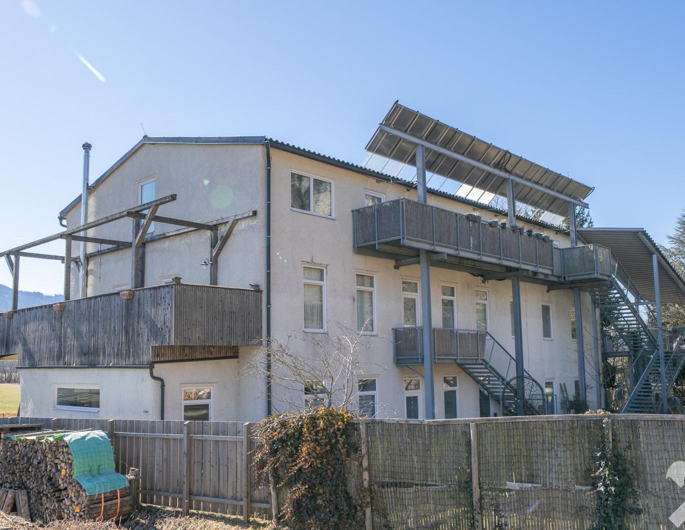 Moderne 4-ZI- Wohnung in Wörschach mit Carport und Kellerabteil