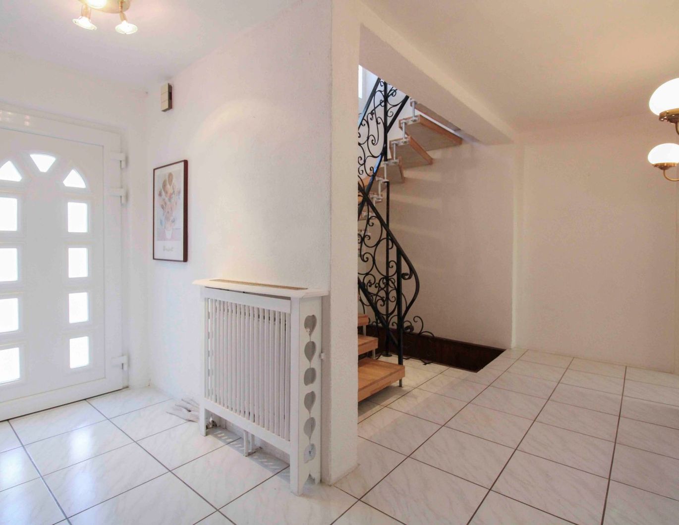 Gepflegte & helle Doppelhaushälfte in ruhiger Lage!