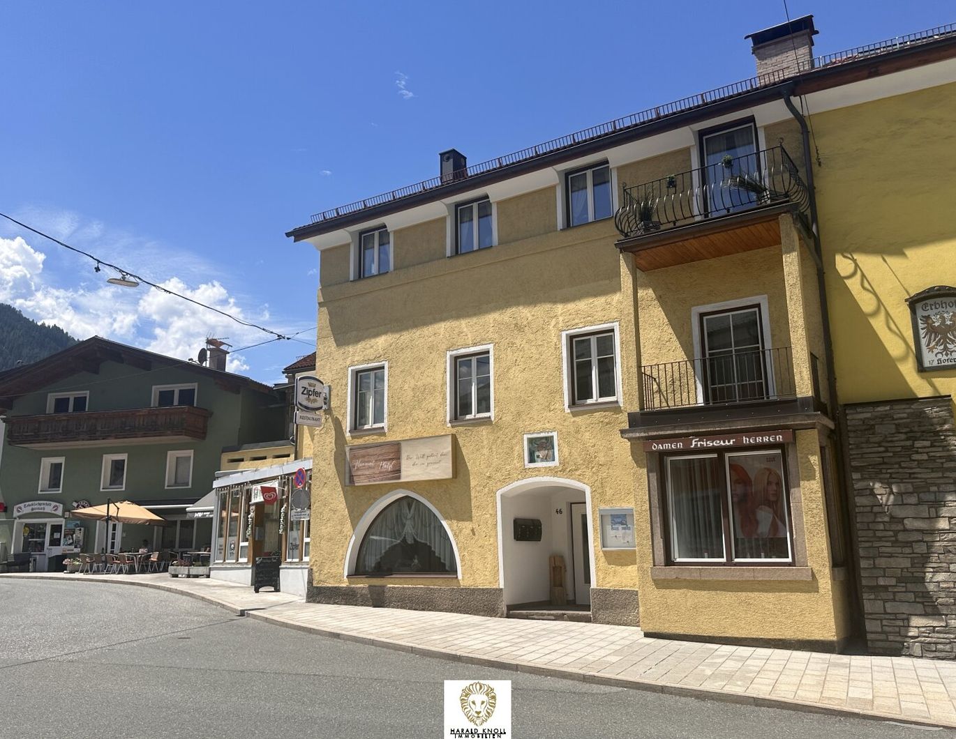 Wohn- und Geschäftsräumlichkeiten im Zentrum von Steinach am Brenner