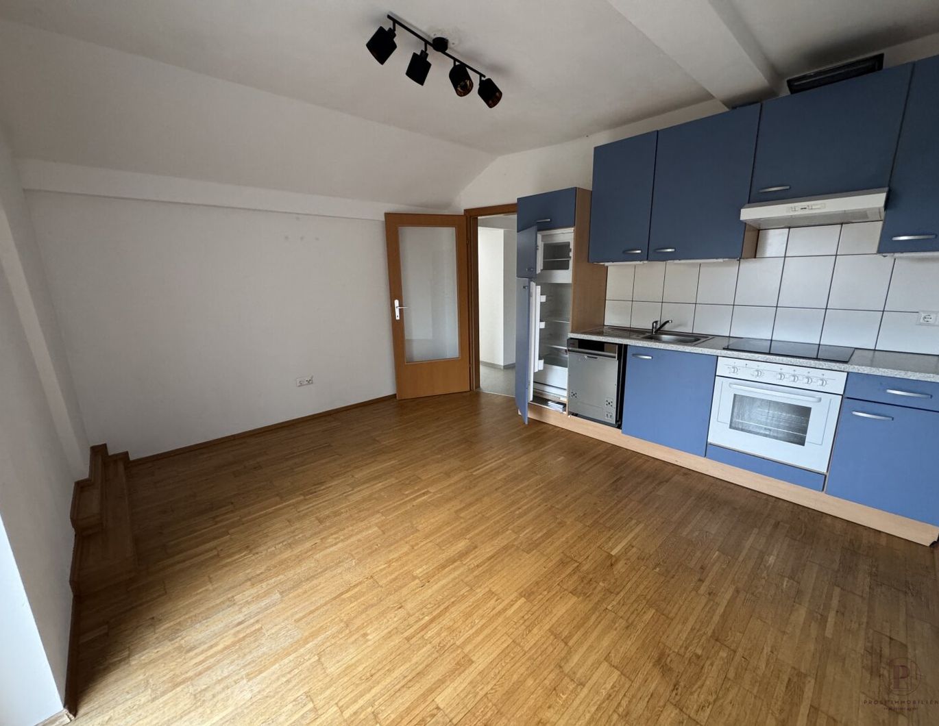 *63m² helle 2-Zimmer-Wohnung mit Balkon Nähe Ortszentrum von Bad Waltersdorf