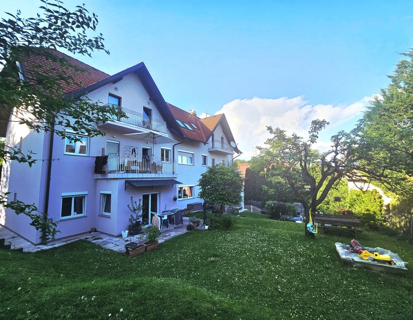 Helle Stadtoase mit Galerie - zeitloser Charme & moderne Eleganz