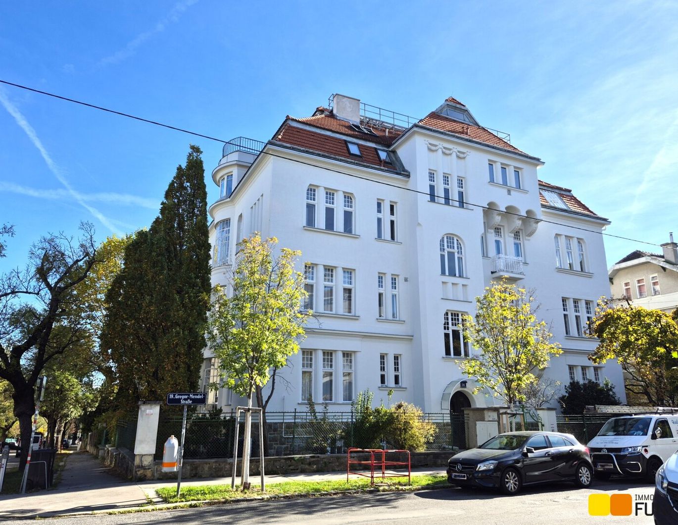 Herrschaftliche 5-Zimmerwohnung mit Balkon