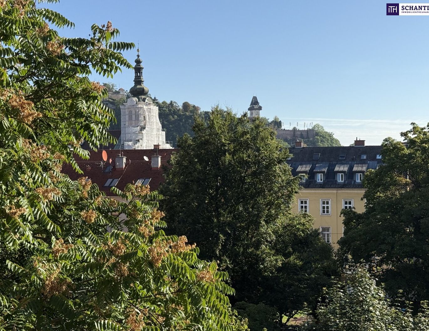 Traumhafte 3-Zimmer-Wohnung in Graz mit Schlossberg-Blick in idyllischer Ruhelage!