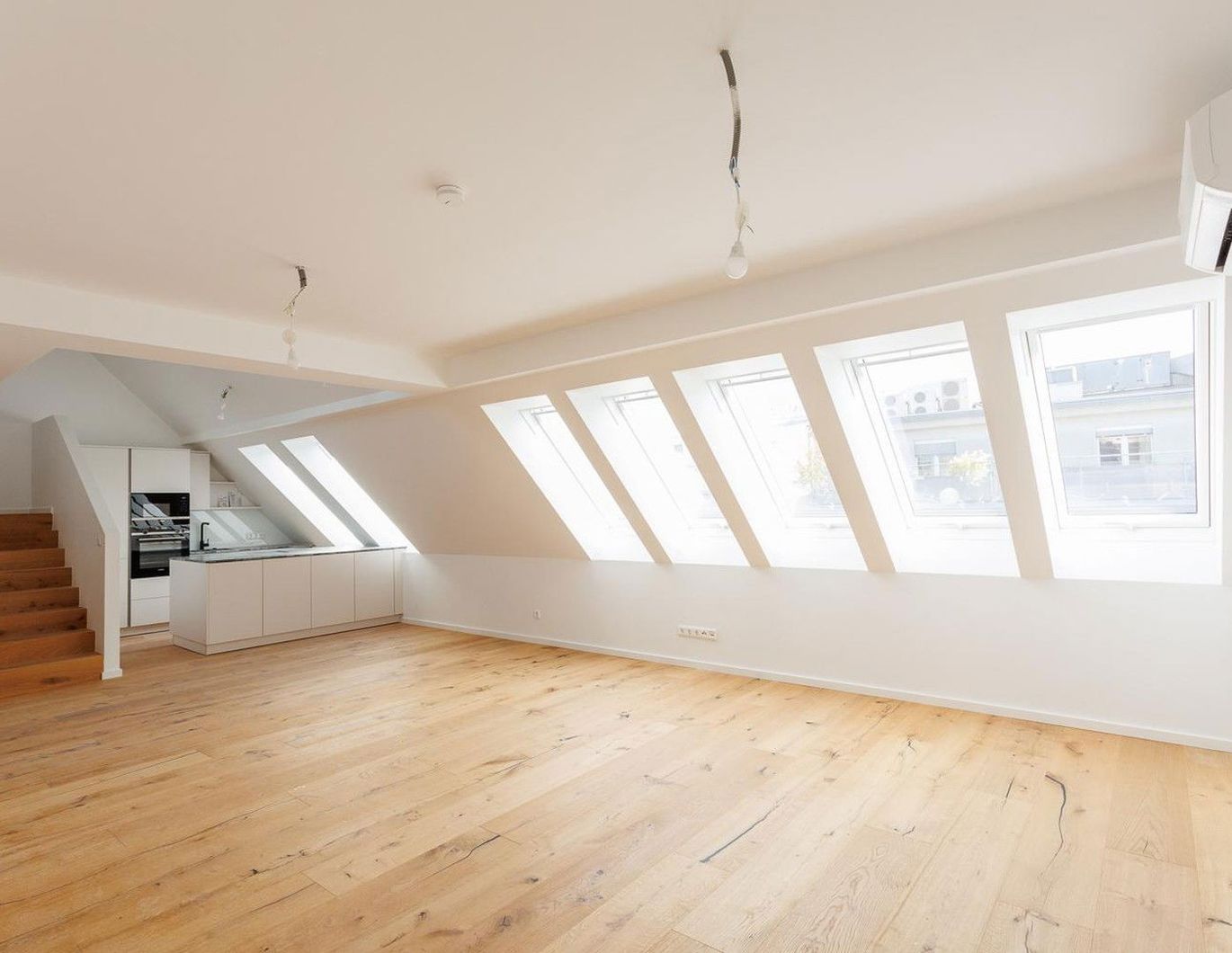 Großzügige DG-Maisonette mit zwei Terrassen